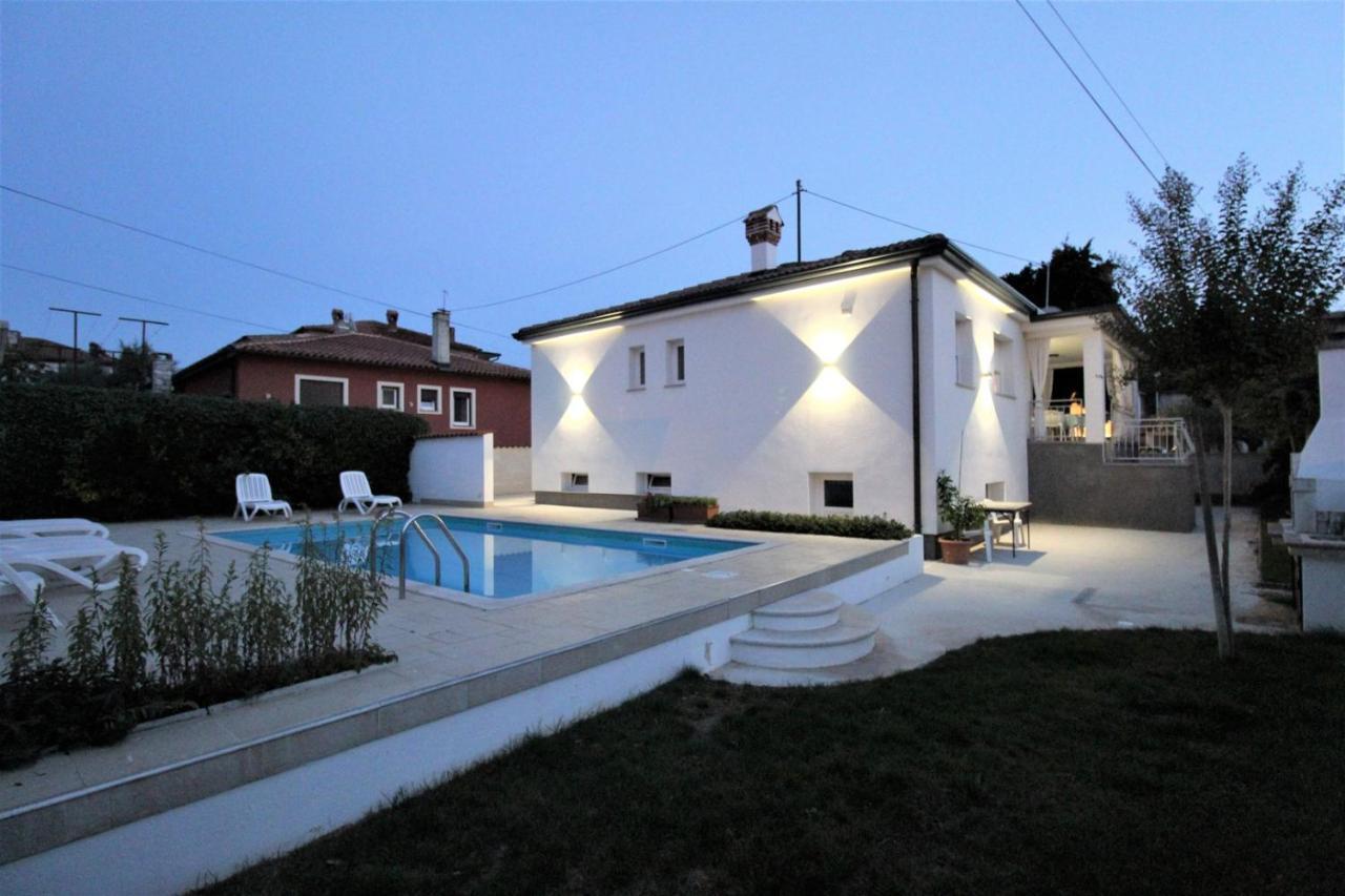 Casa Fabris With Pool Villa Umag Exterior photo